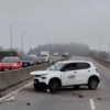 Un hombre está grave tras chocar contra la cabecera de un puente en la ruta 101