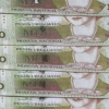 Estafadores se hicieron pasar por policías y le robaron $190.000 a una mujer de 73 años en Flores